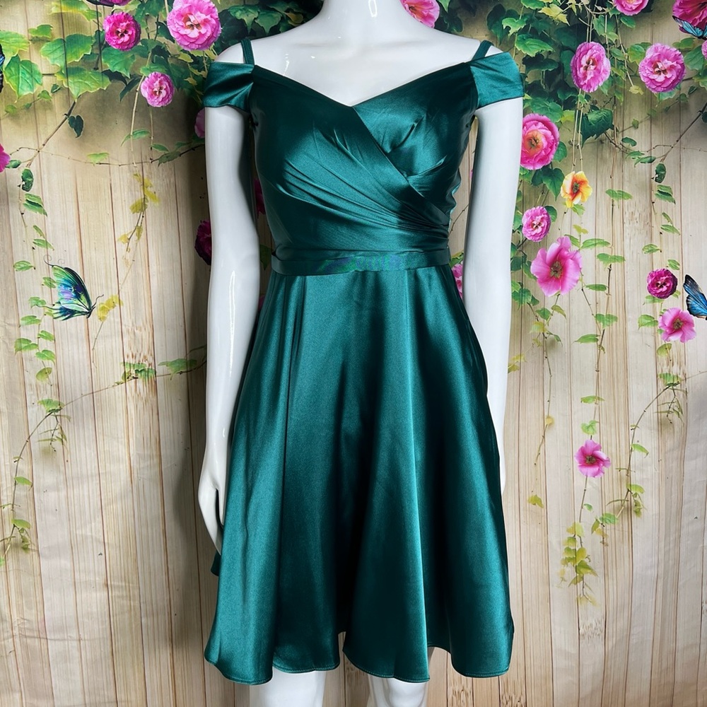 Cindy Collection Flare and Fit Short Dress with Pockets